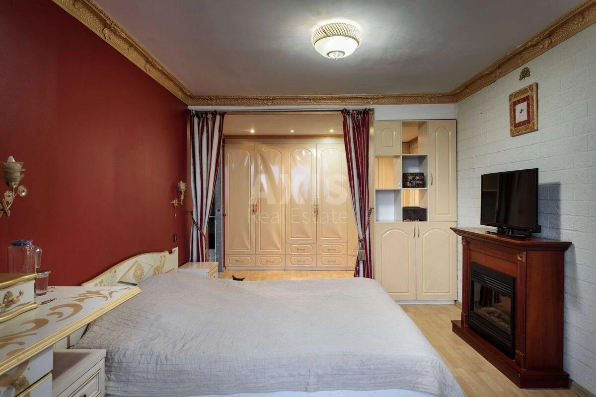 5к квартира пр-т Берестейский 89709417