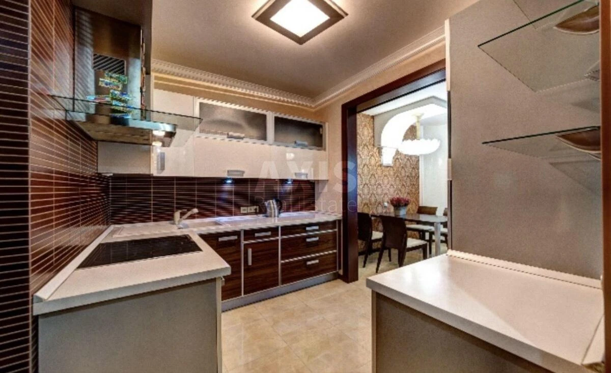 2к квартира ул. Верховинная 35692227