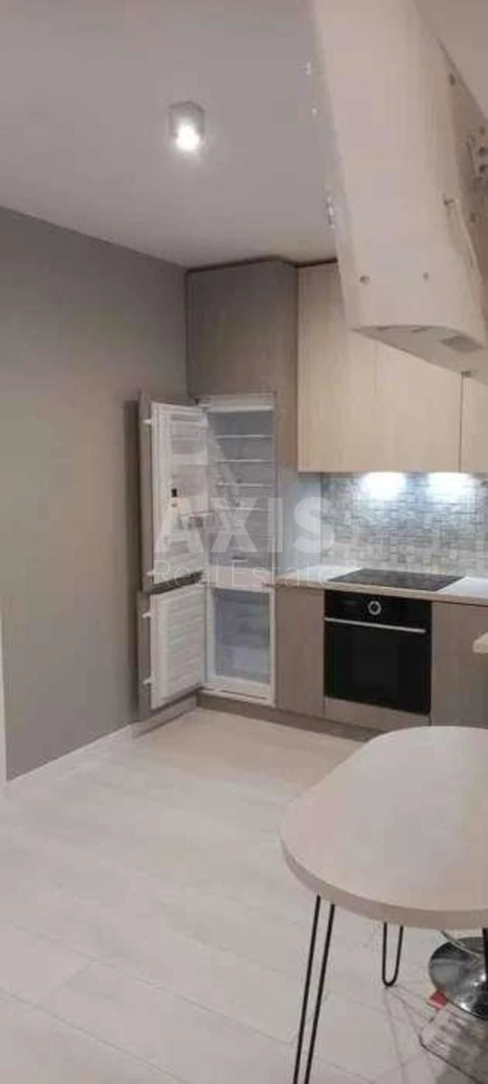 2k apartment vul. Lypkivs'kogo Vasylja Mytropolyta 37Г31385