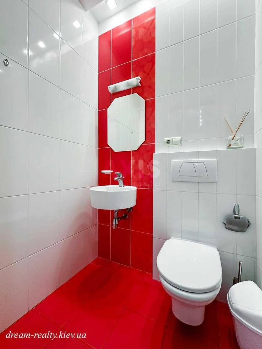 3k apartment vul. Ljuterans'ka 10А6784311