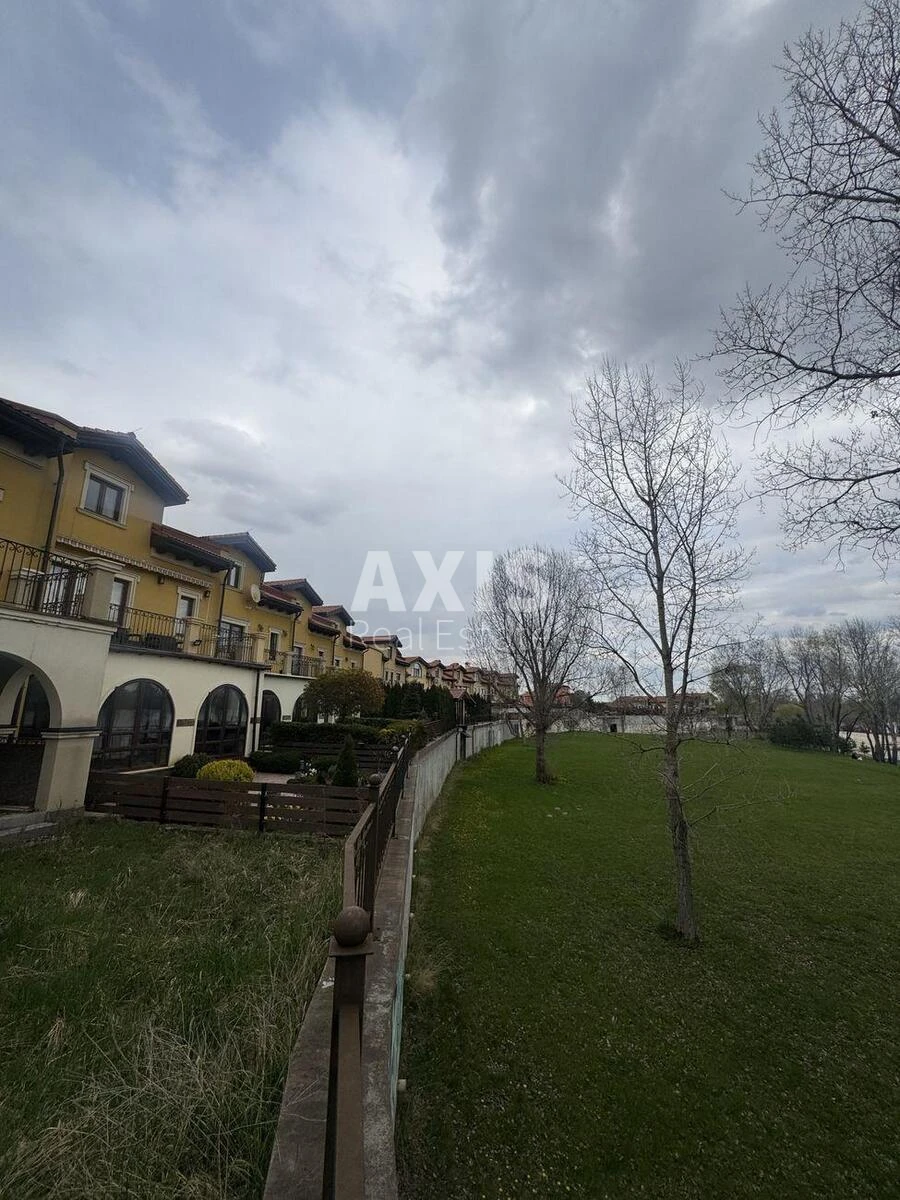 Дoм ул. Редчинская, 274м2, город Киев675102