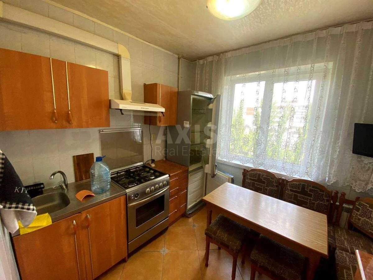 3к квартира пр-т Свободы 1/60706000