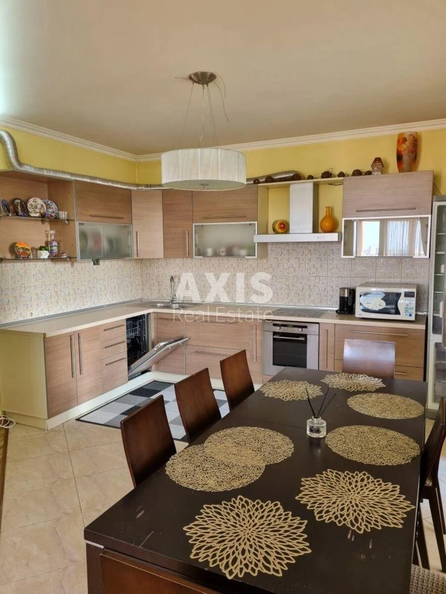 3k apartment vul. Ahmatovoi' Anny 1361180