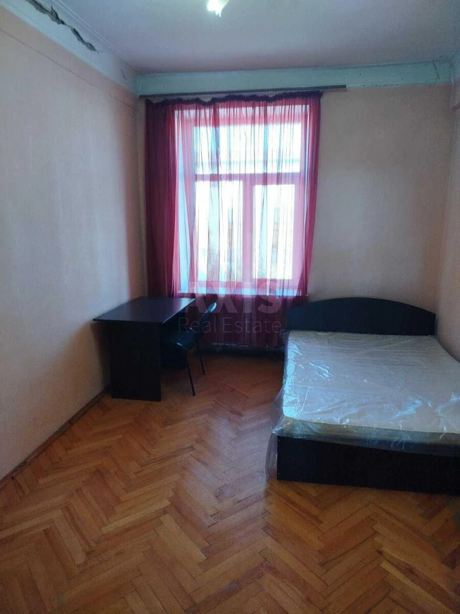 3к квартира ул. Довженко Александра 10719093