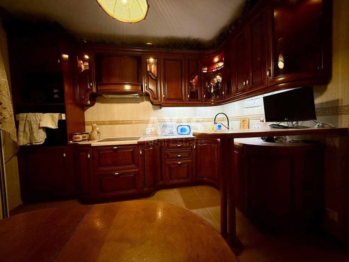 3k apartment vul. Tyraspol's'ka 43