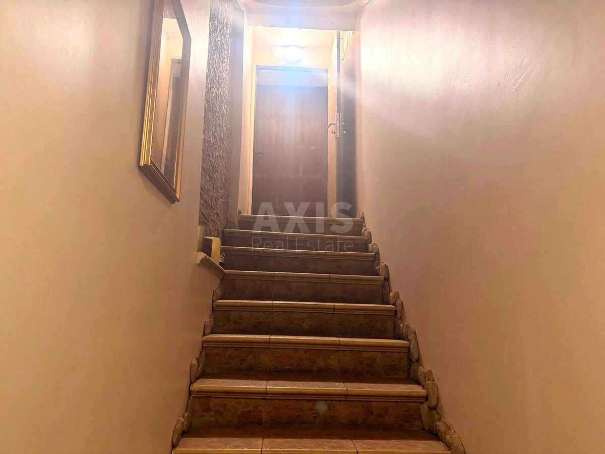 Производственное помещение ул. Кирилловская 119/1, 86м26581515