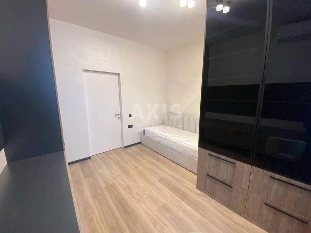 3k apartment pr-t Peremogy 42602248