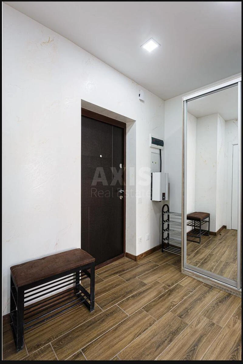 1k apartment vul. Glybochyc'ka 136966017