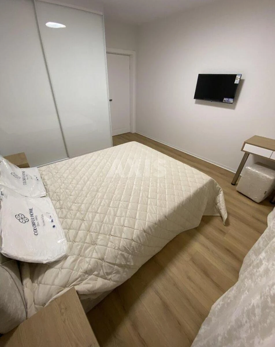1k apartment vul. Myhajla Maksymovycha 24В716805