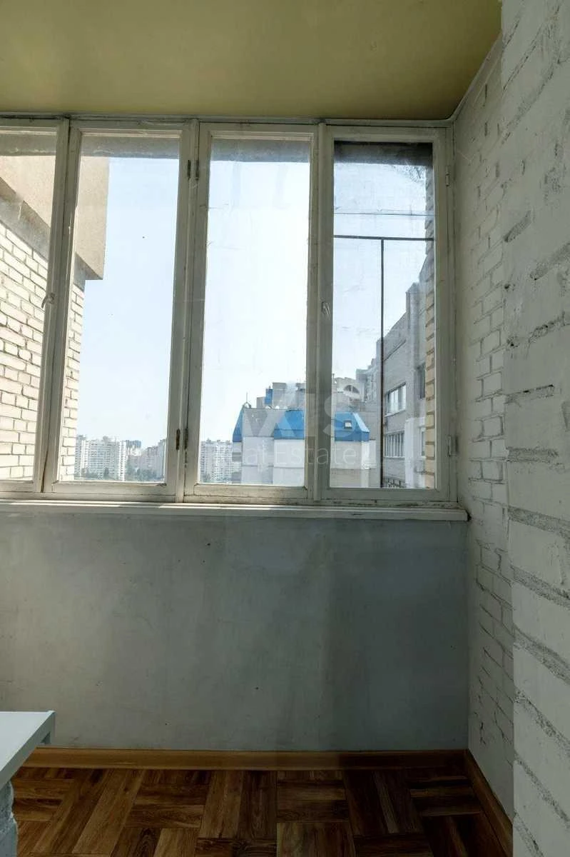 2k apartment vul. Dragomanova 31В7148110