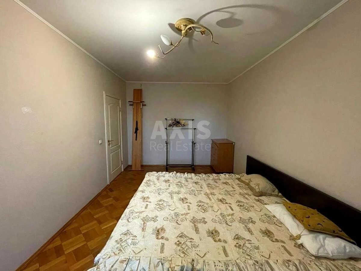 3к квартира ул. Голего Николая 12654511