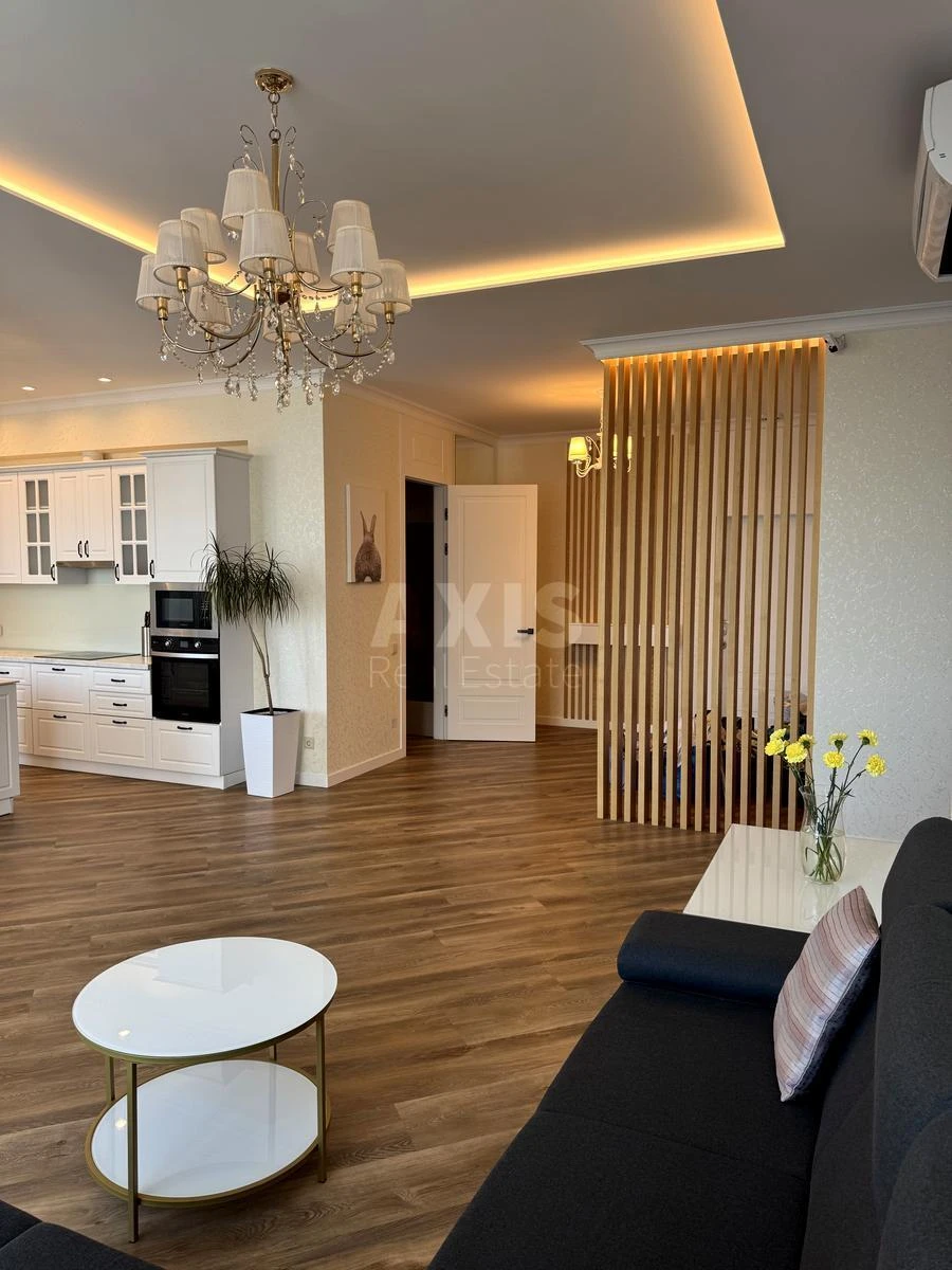 3k apartment vul. Truskavec'ka 10Г6870816