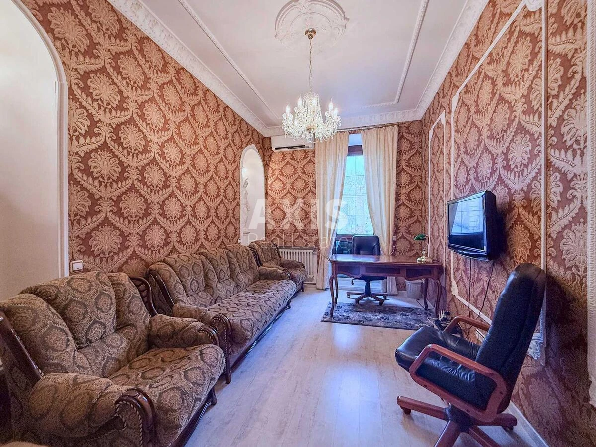 Офис ул. Новонаводницкая Семь А, 48м2690635