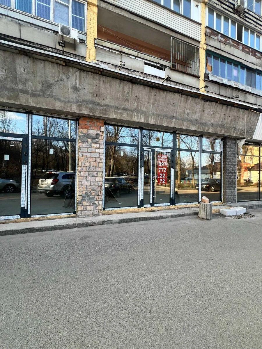 Объект торговли пр-т Голосеевский 68, 127м2675982