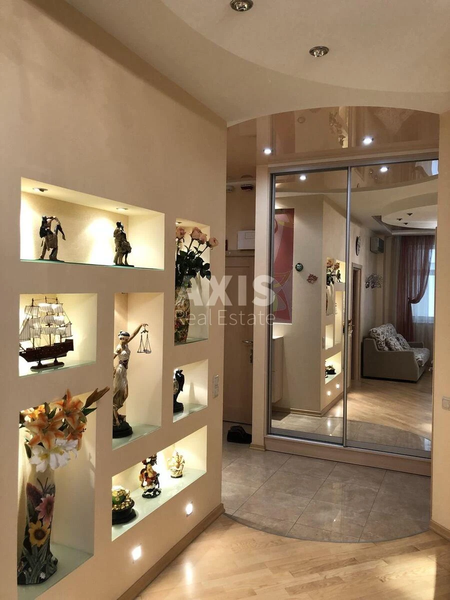 1k apartment vul. Antonovycha 72553632