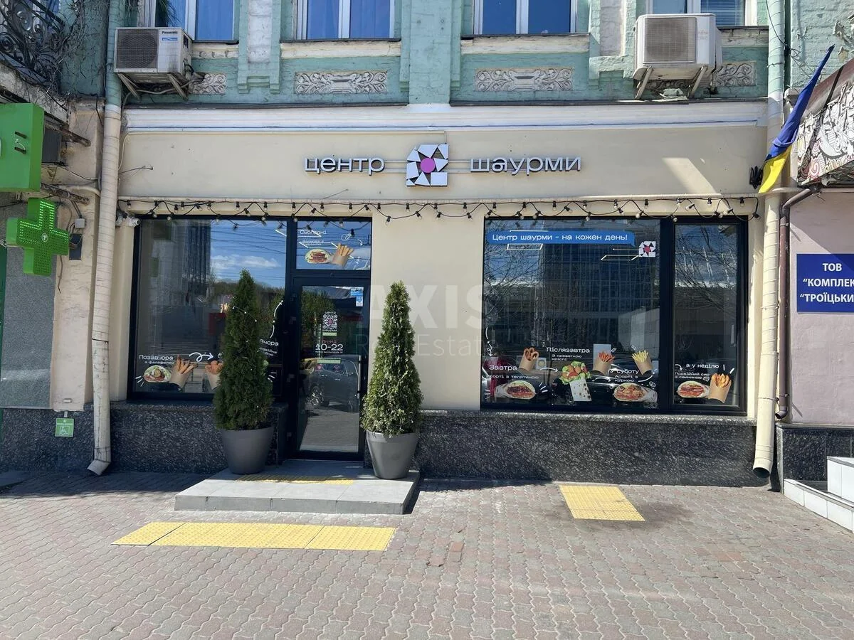 Об'єкт торгівлі вул. Велика Васильківська 66, 100м2