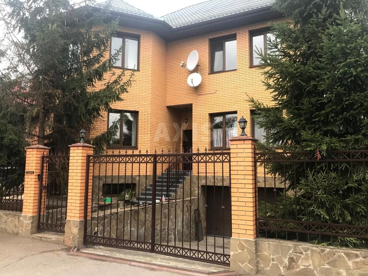 House vul. Bogatyrs'ka, 438m2, Kyiv city