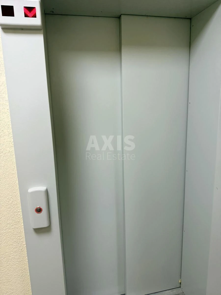 1k apartment pr-t Glushkova Akademika 42676166