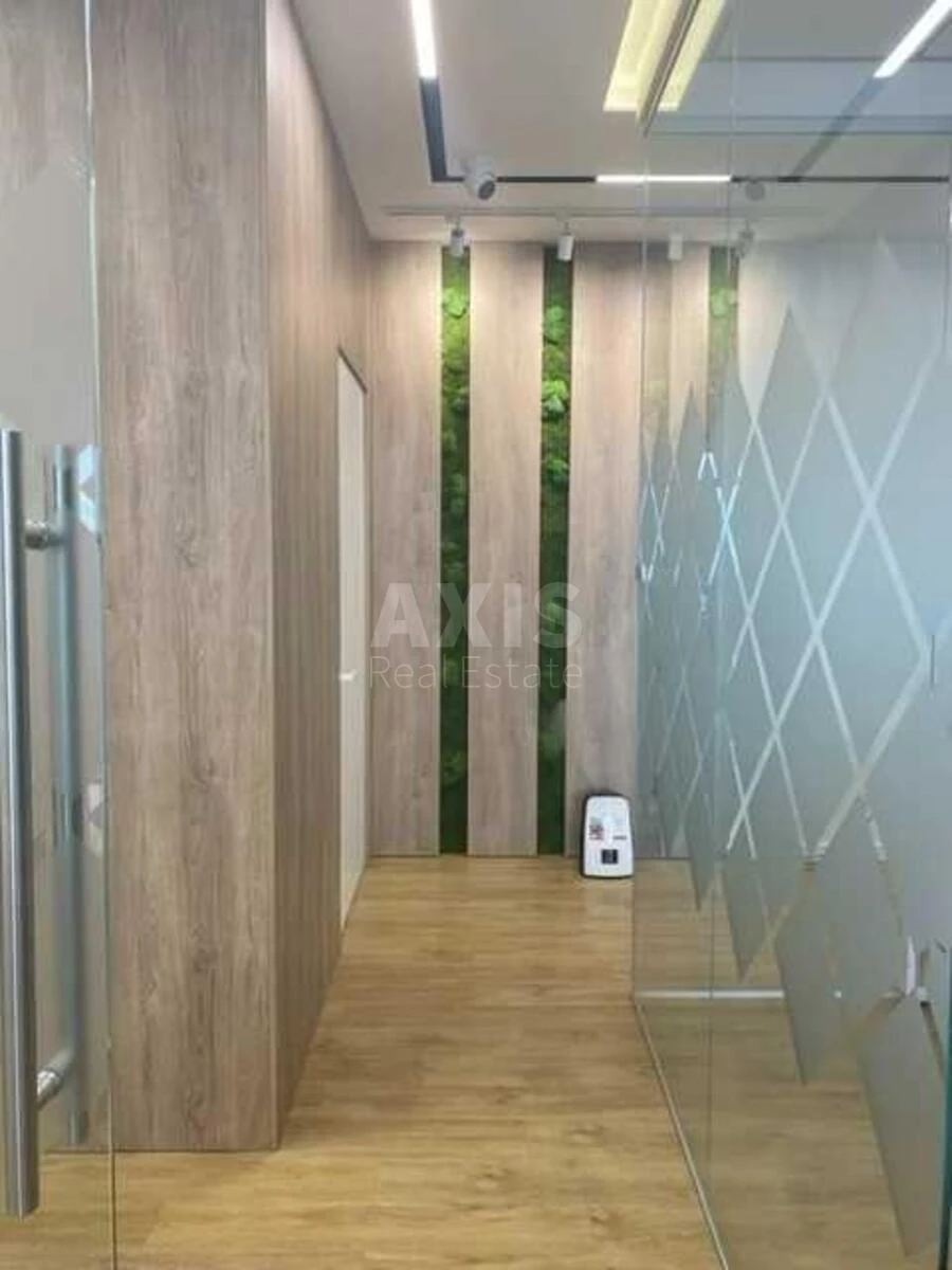 Office vul. Grushevs'kogo Myhajla 9Б, 250m2707658