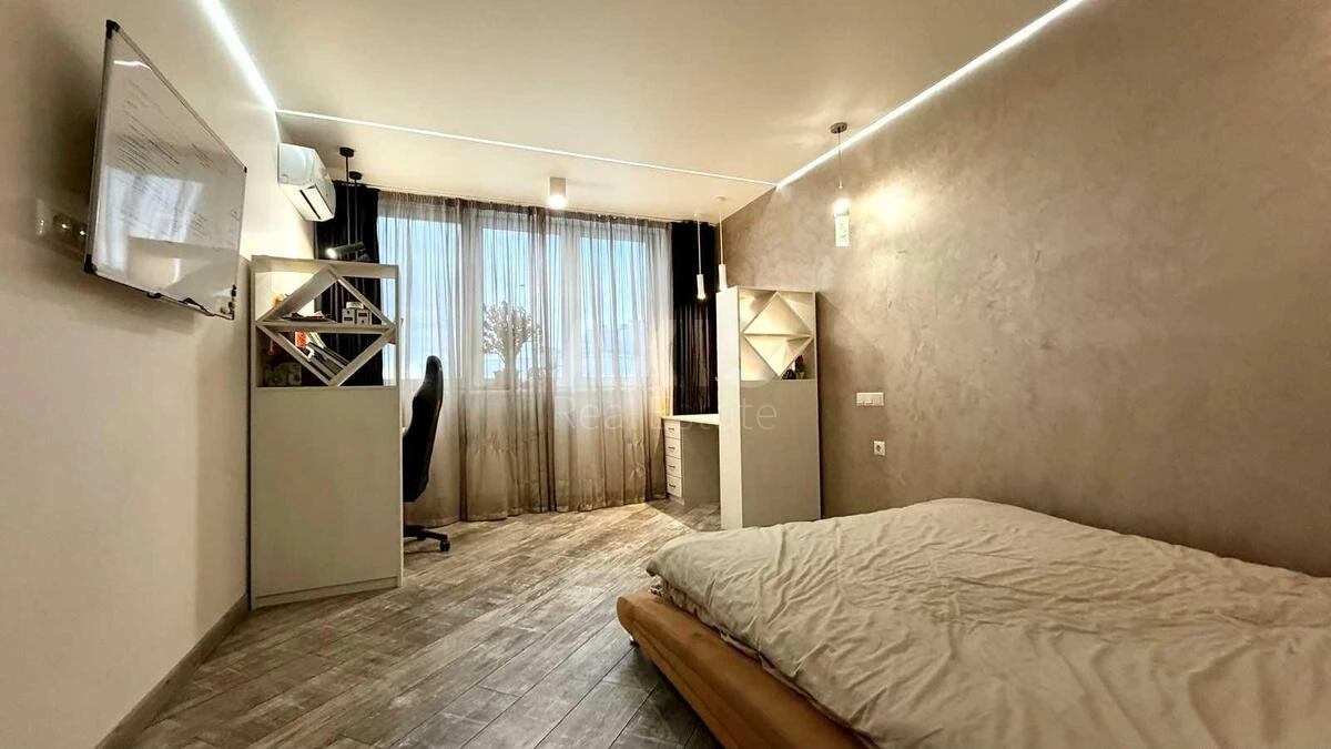 3k apartment vul. Oleny Pchilky 8713534