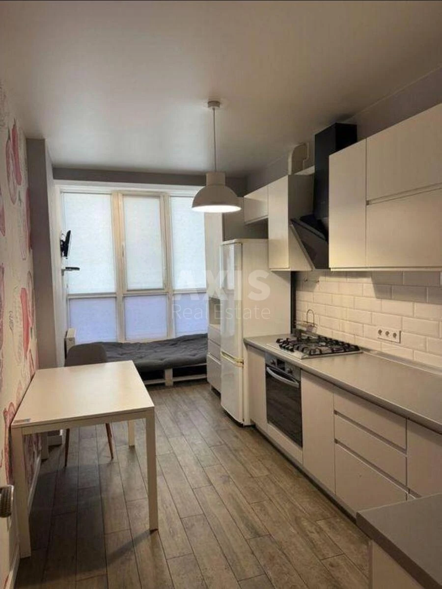 2k apartment vul. Metrologichna 11Б64853