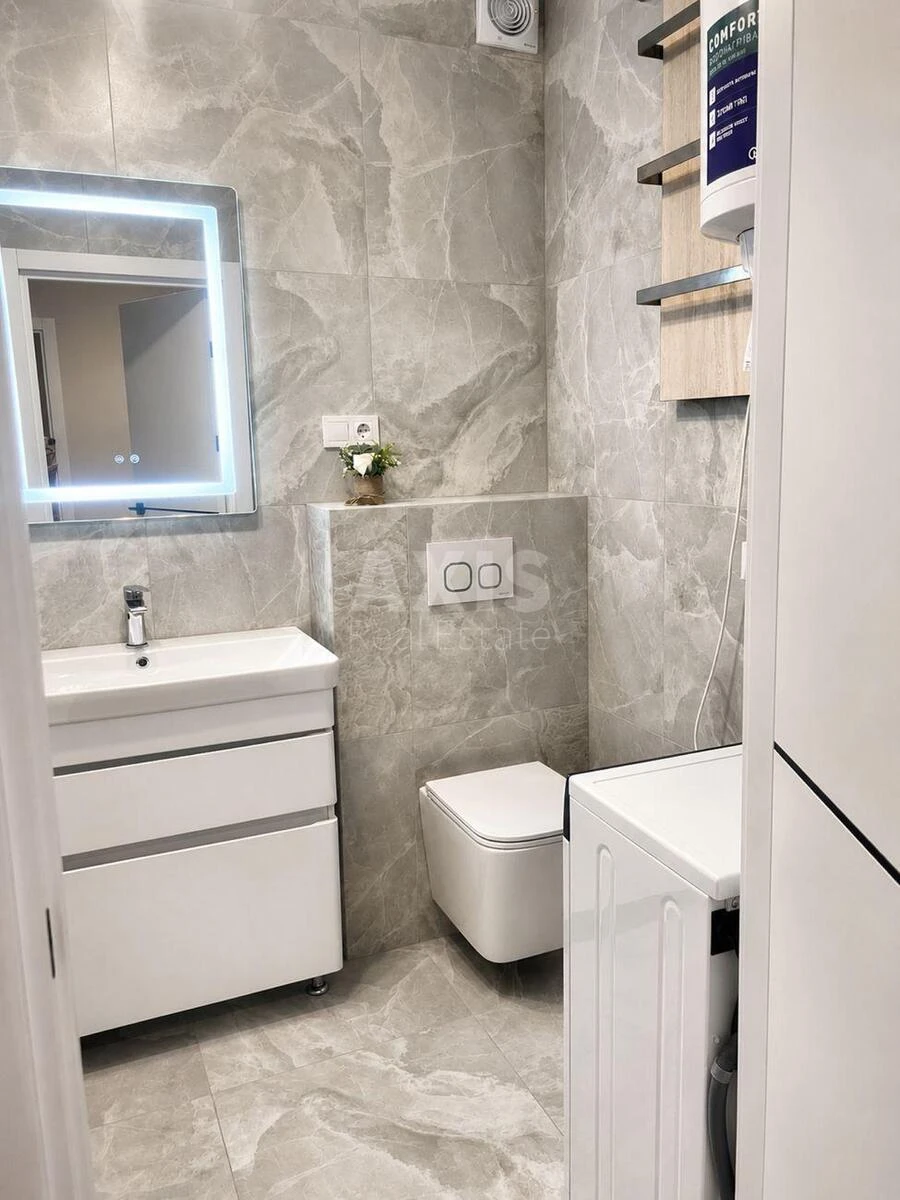 2k apartment pr-t Berestejskij 677126011