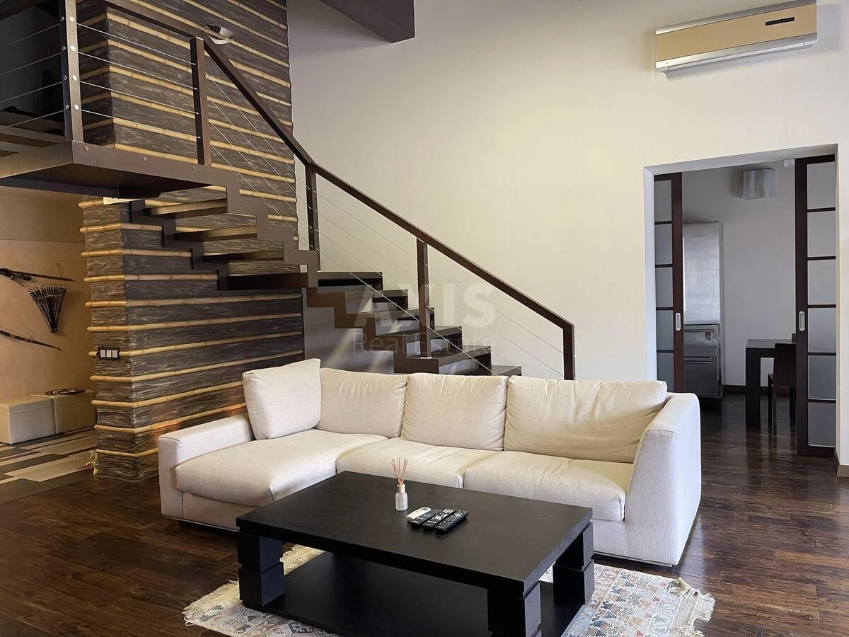 5k apartment vul. Kyrylivs'ka 14/18634981