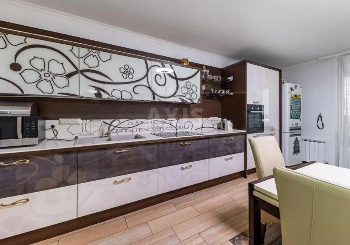 3k apartment pr-t Nauky 80/73А