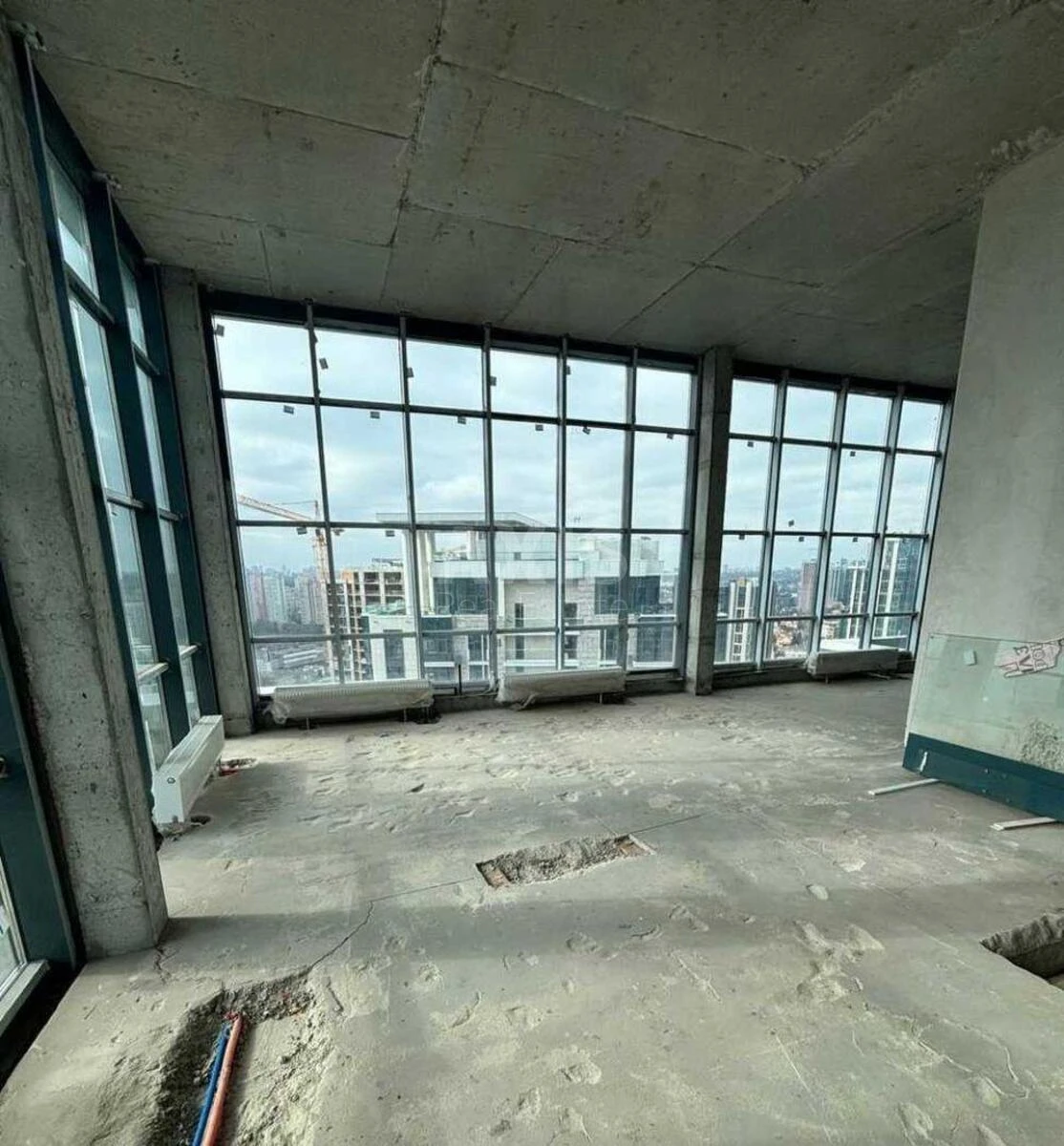 4k apartment vul. Dragomyrova Myhajla 17Б590565