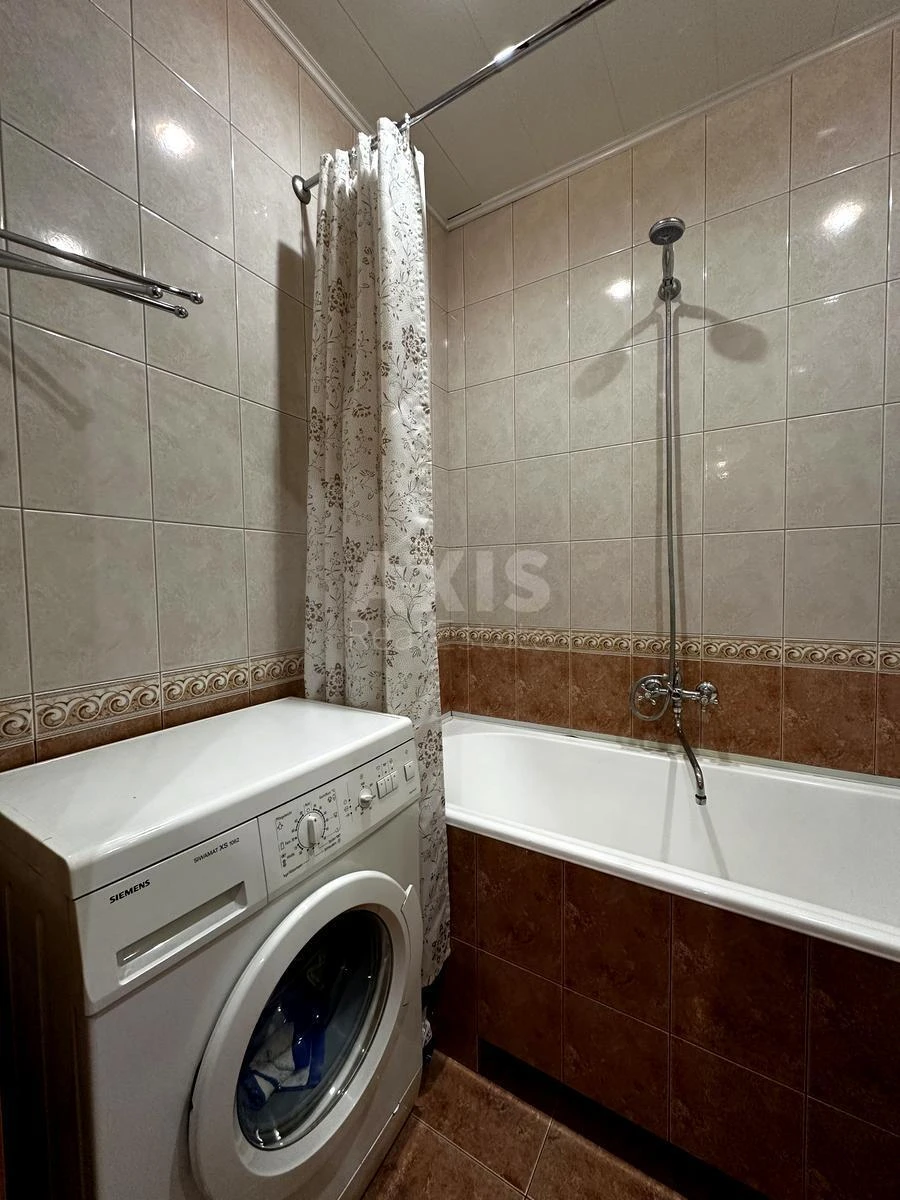 2k apartment vul. Ronalda Reyhana 4А633338