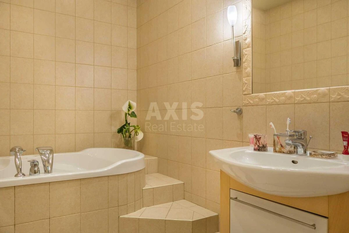 3к квартира ул. Дмитриевская 13670675