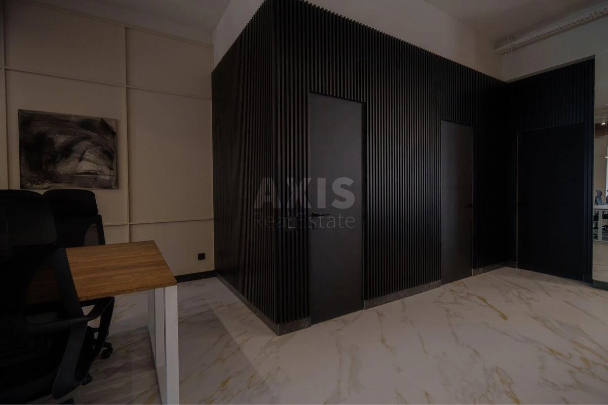 Office vul. Esplanadna 32В, 230m2675079