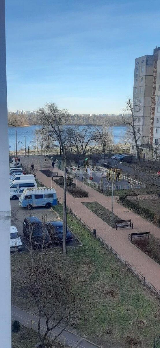 4k apartment vul. Pryrichna 33671816