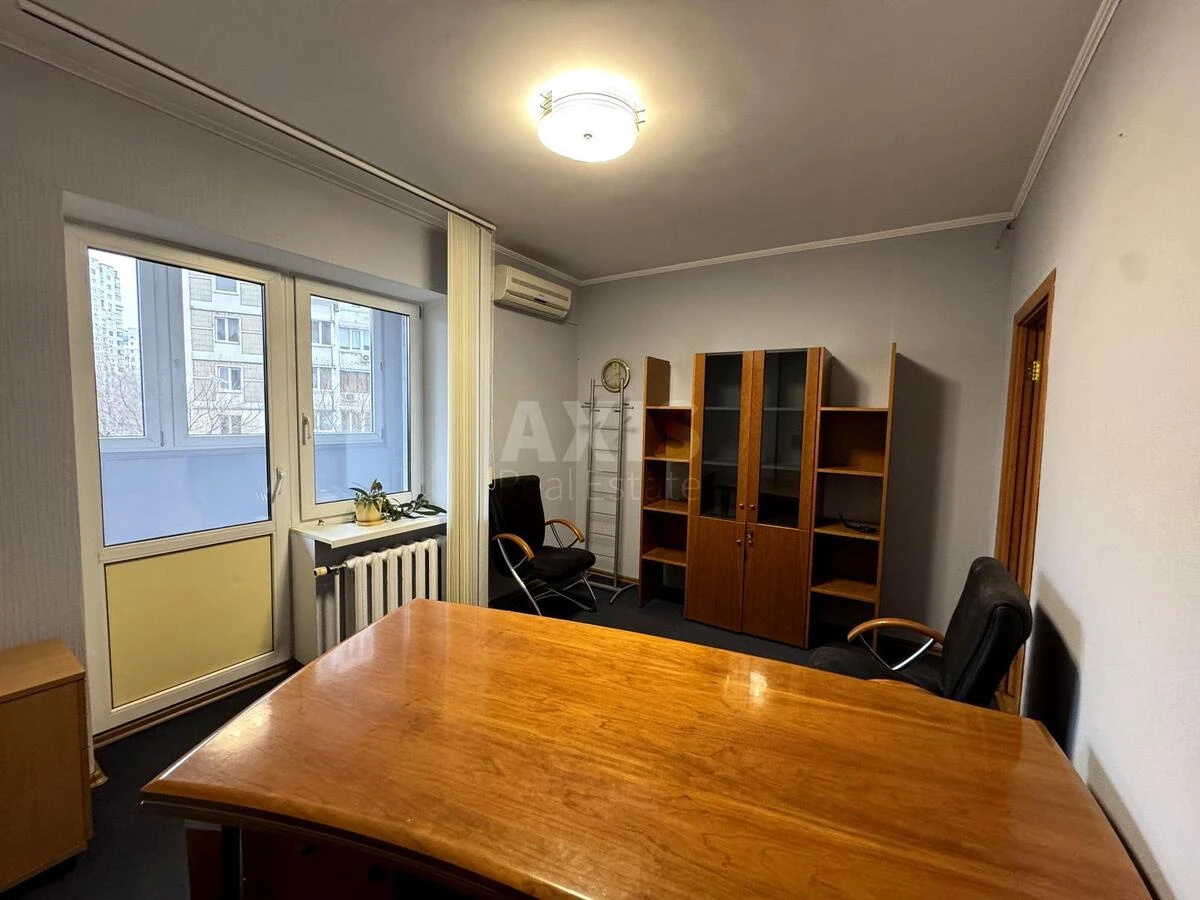 Office vul. Sribnokil's'ka 2А, 137m2689202
