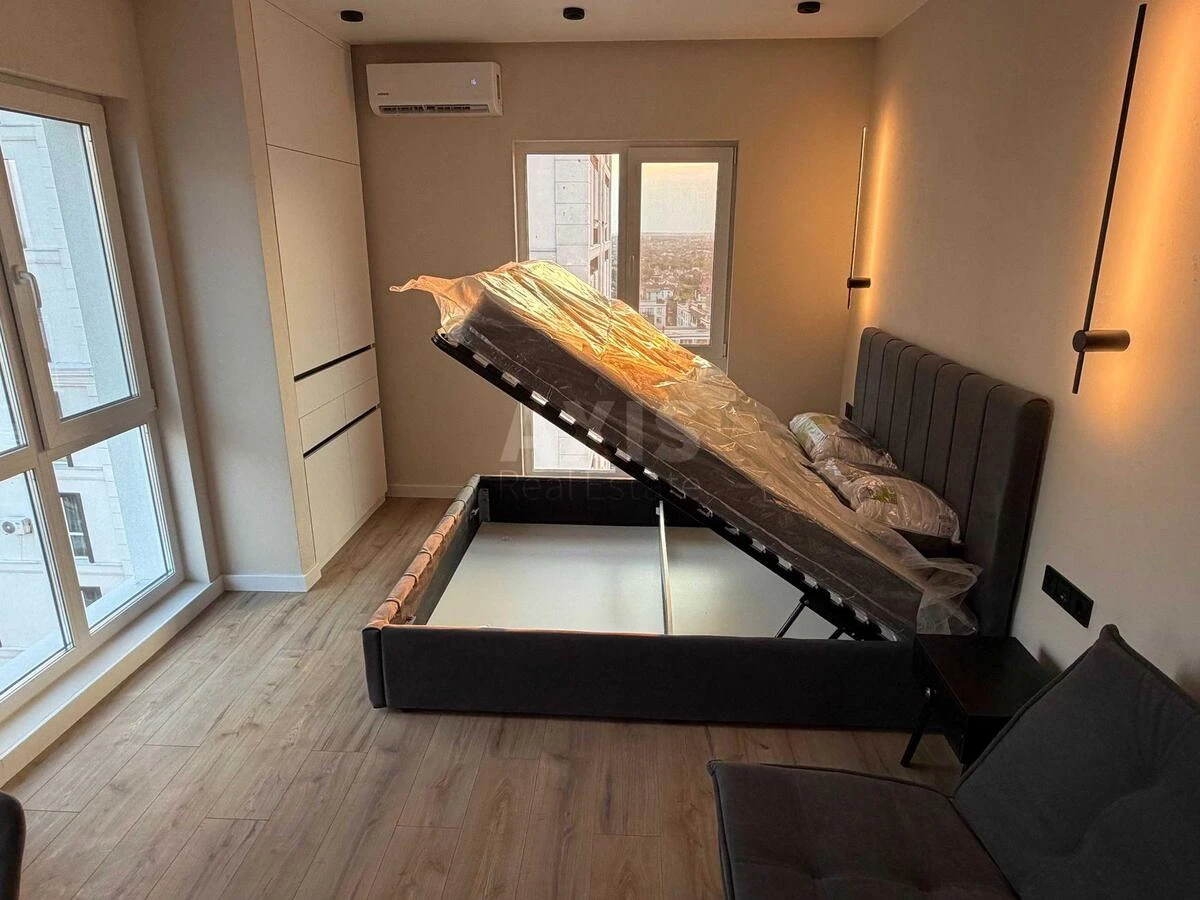 1k apartment vul. Myhajla Maksymovycha 28К720567