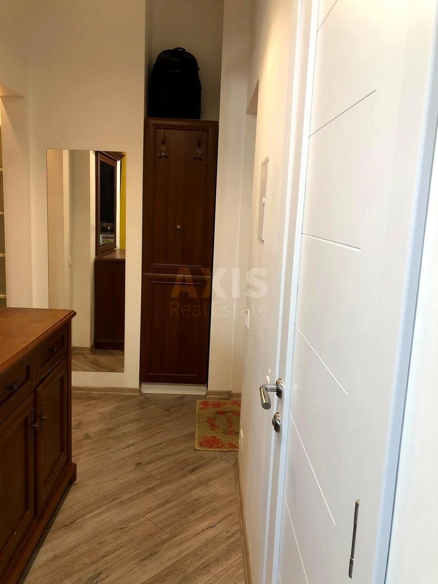 1k apartment pr-t Obolons'kyj 546783713