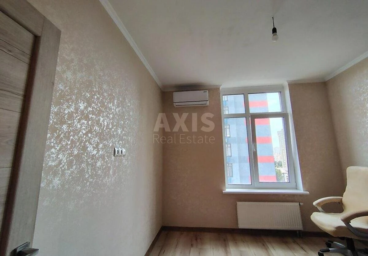 2k apartment vul. Sverstjuka Jevgena 4694275