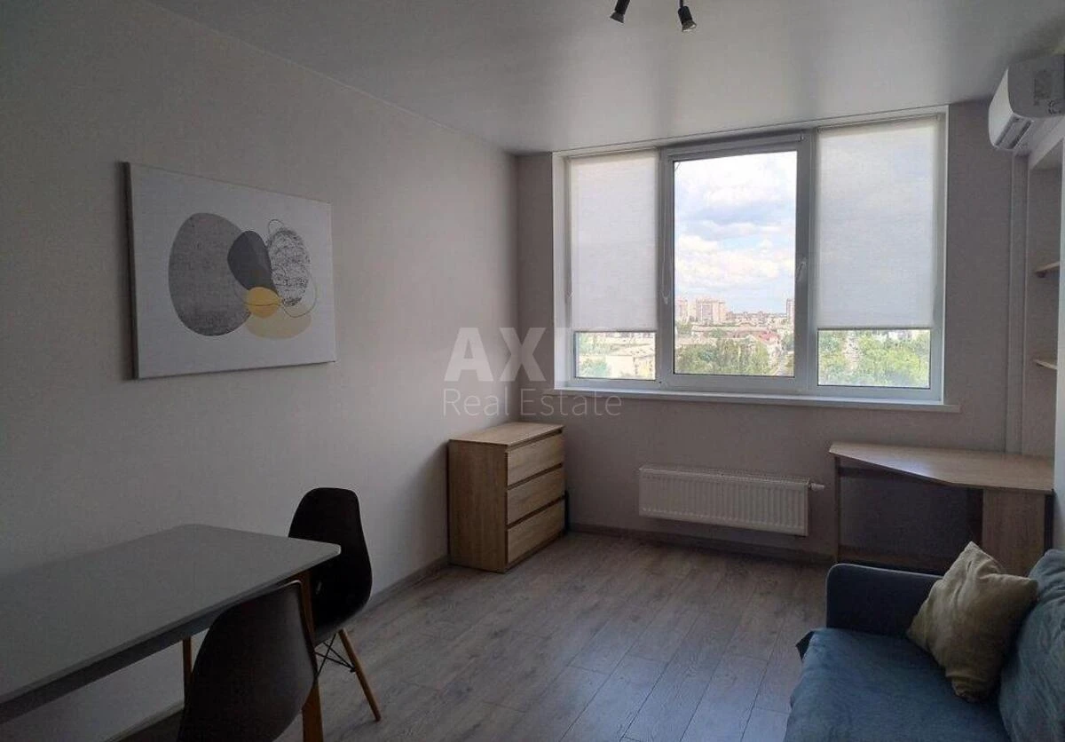 1k apartment vul. Sverstjuka Jevgena 6Е695453