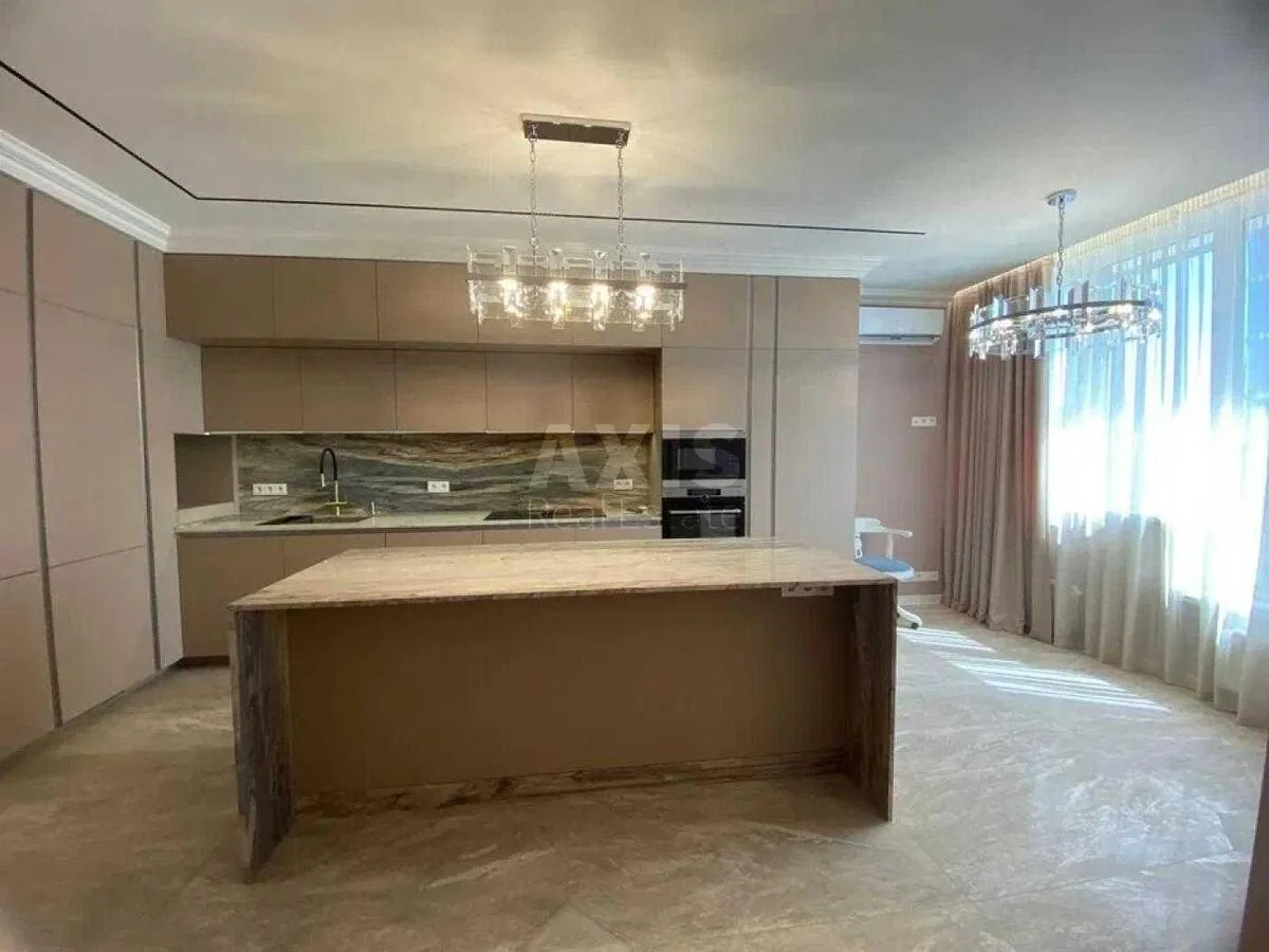 4k apartment vul. Mykhayla Boychuka 41