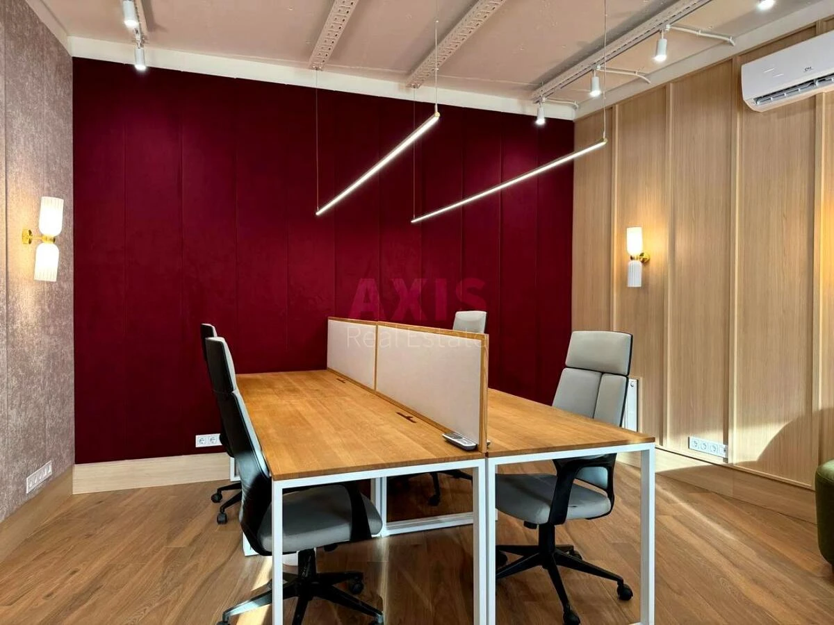 Office vul. Buslivs'ka 12, 135m2593296