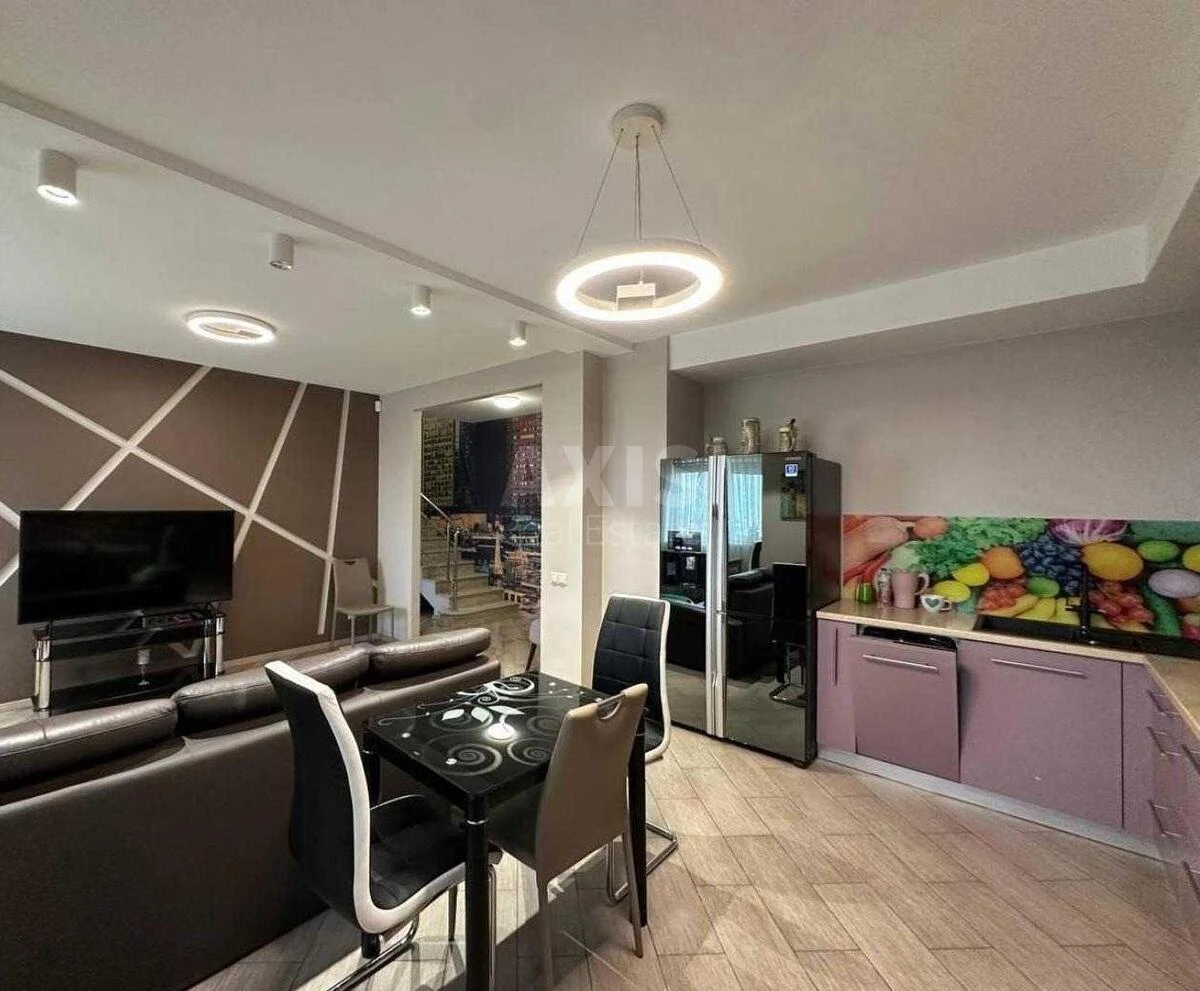 4k apartment bul. Lepse Ivana 7Г627183