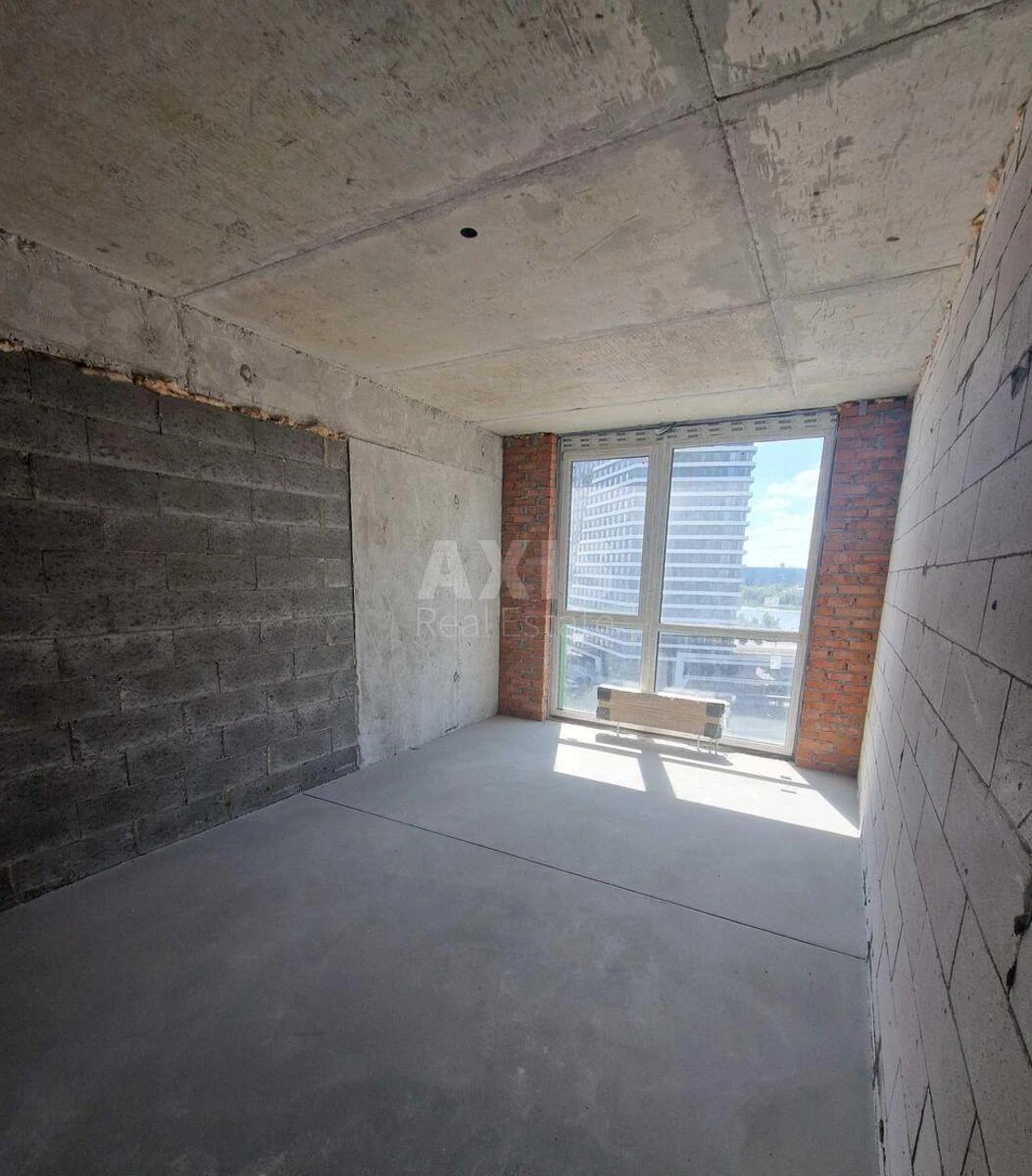 1k apartment nab. Dniprovs'ka 15628923