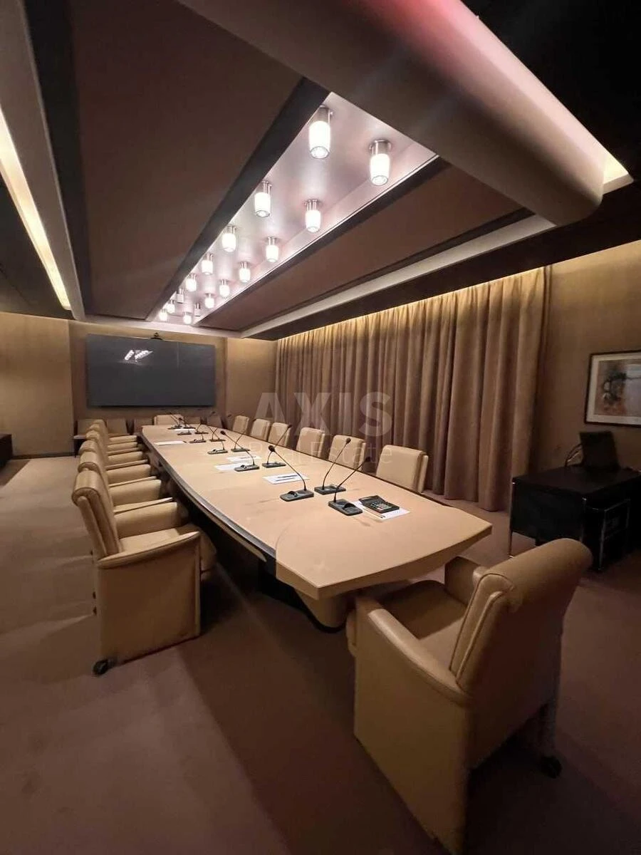 Office vul. Students'ka 5, 617m2669843