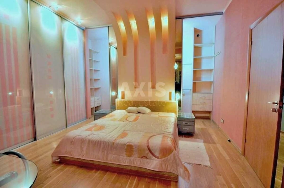 3k apartment vul. Dmytrivs'ka 13670676