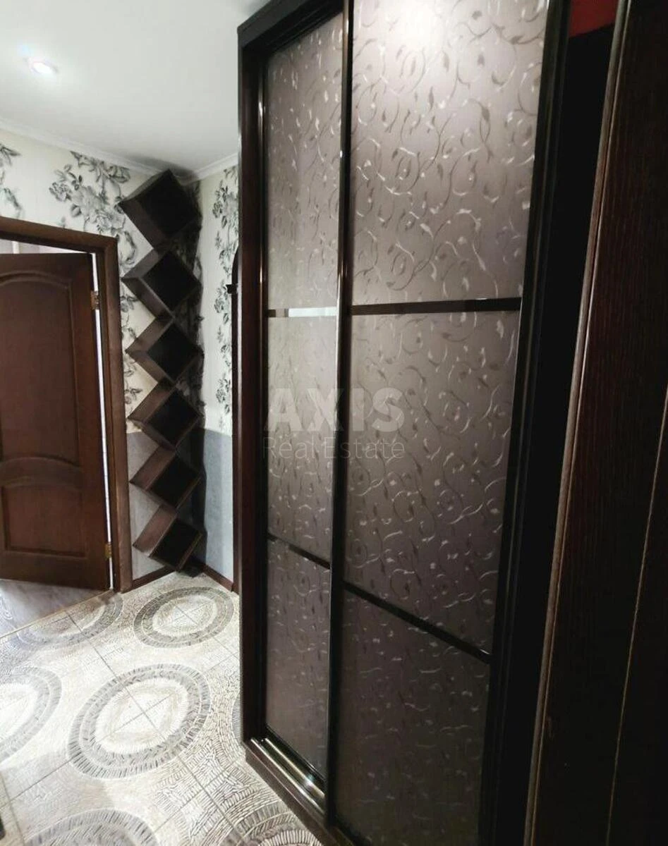 3k apartment pr-t Svobody 26956418