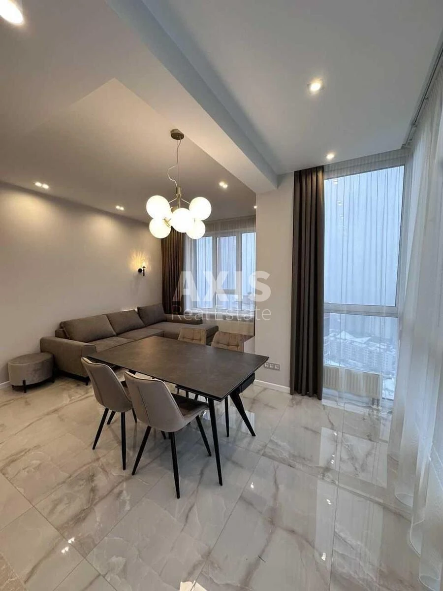 3k apartment vul. Vasylya Tyutyunnyka 28A661163