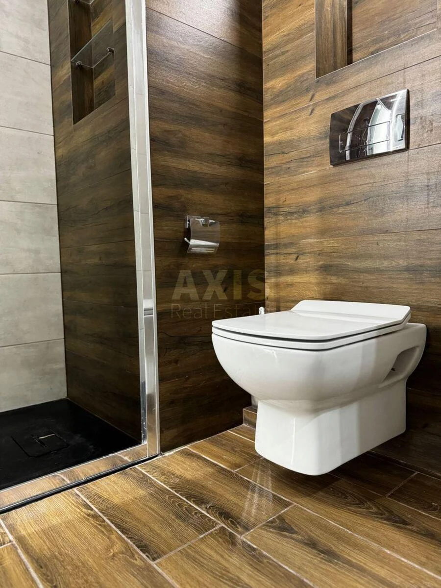1k apartment vul. Glybochyc'ka 13696607