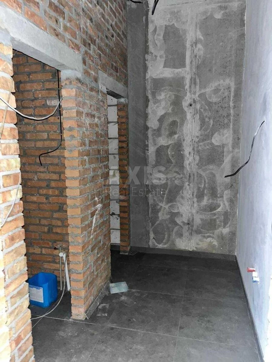 Trade object vul. Oleksandra Olesja 10А, 192m26831116