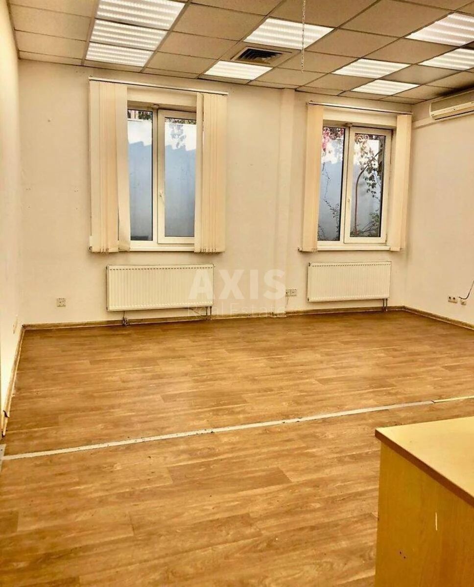Office vul. Velyka Vasyl'kivs'ka 39, 90m2717736