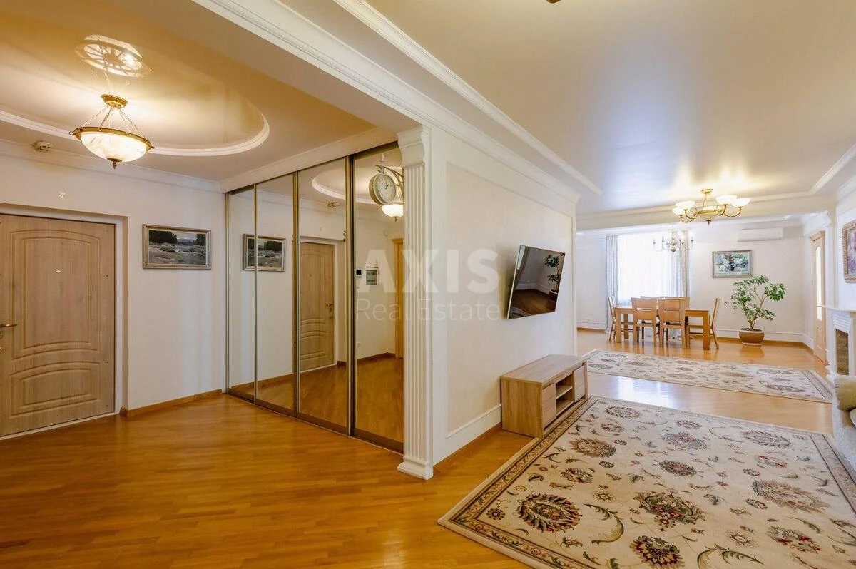 4k apartment vul. Saperno-Slobids'ka 22714055